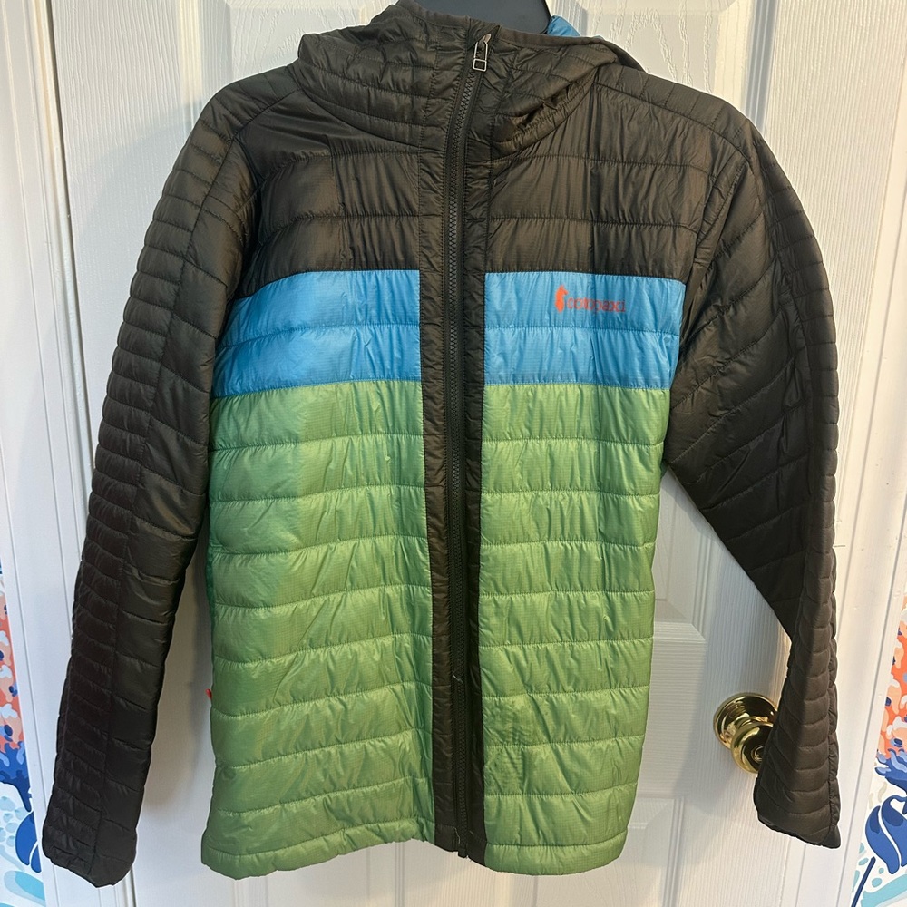 Cotopaxi Women’s Dark Olive, Blue, and Green Capa Hooded Insulated Jacket